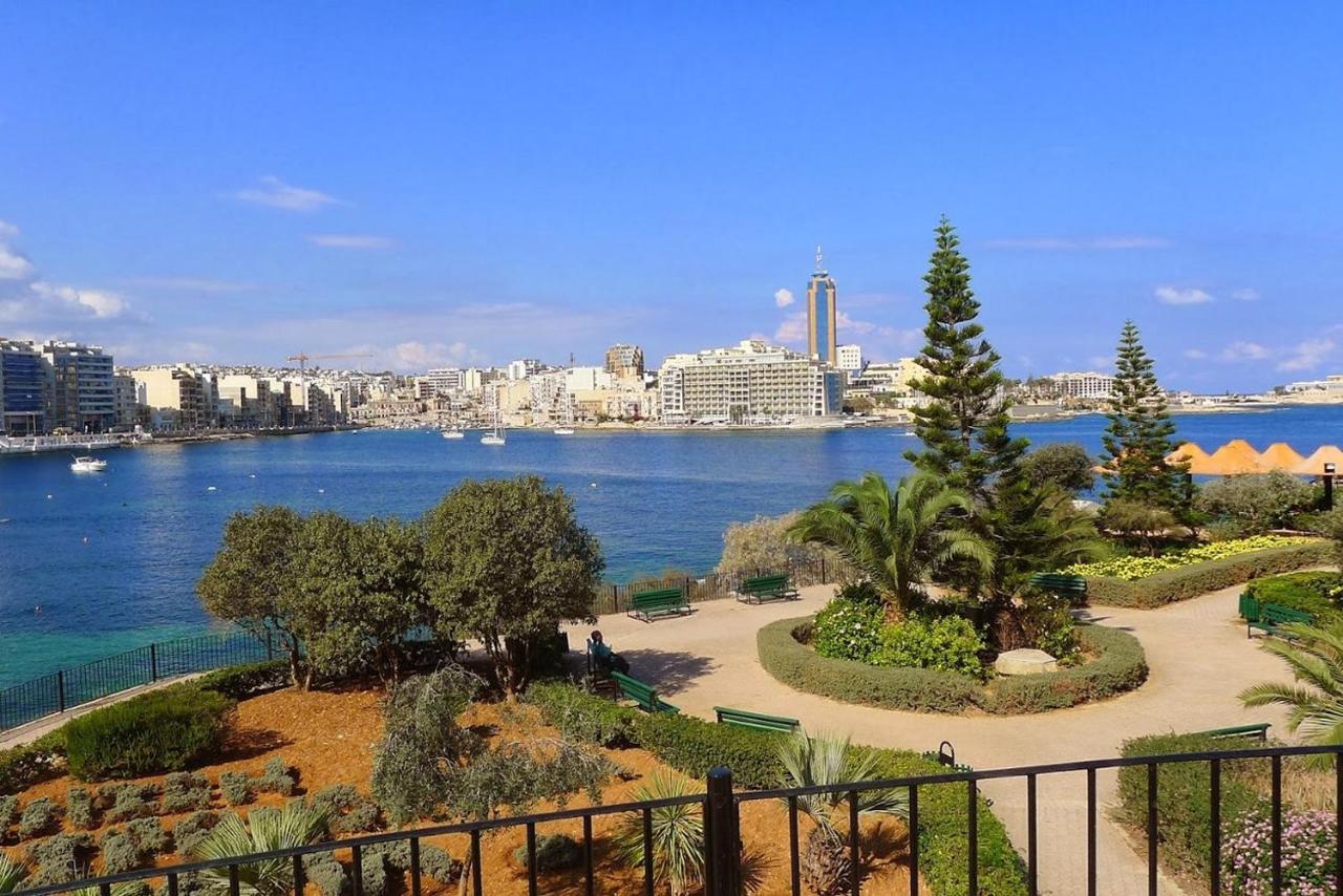 Ferienwohnung Picturesque Sliema Pad Steps From The Seafront Exterior foto